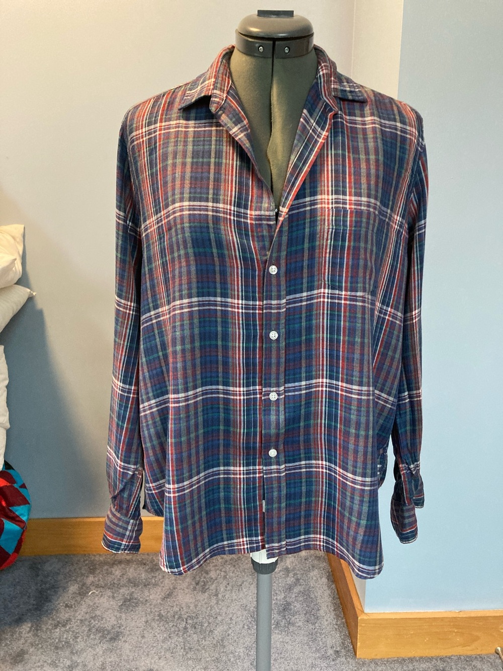 Frank & Eileen Plaid Button-Down Shirt in Navy, Red & Green